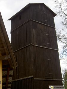 Osieczna - zabytkowa wieża strażacka