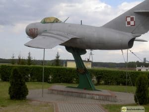 Samolot-pomnik - Osieczna