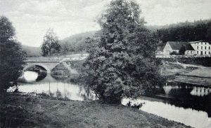 Tleń (Klinger), most na Wdzie i gospoda.